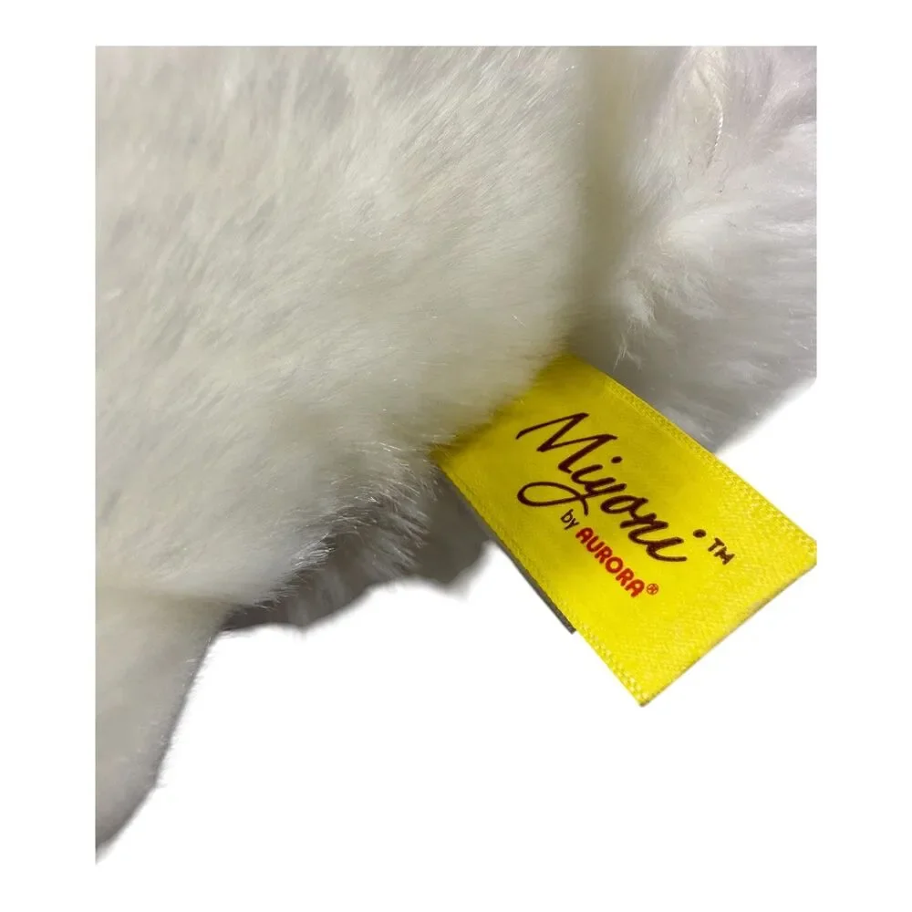 Aurora Myoni White American Rabbit 